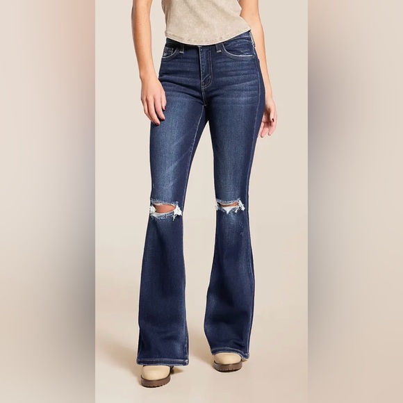 Flying Monkey Denim - NWOT (BuckleJeans) Flying Monkey High Rise Stretch Flare Jean